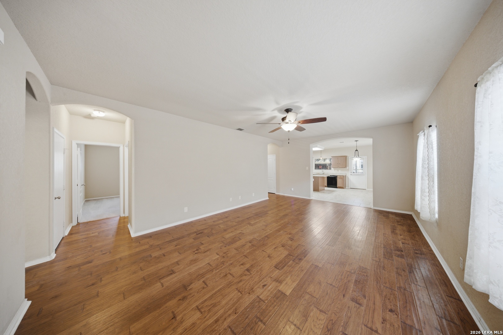 11235 Clusius Field Helotes TX 78023