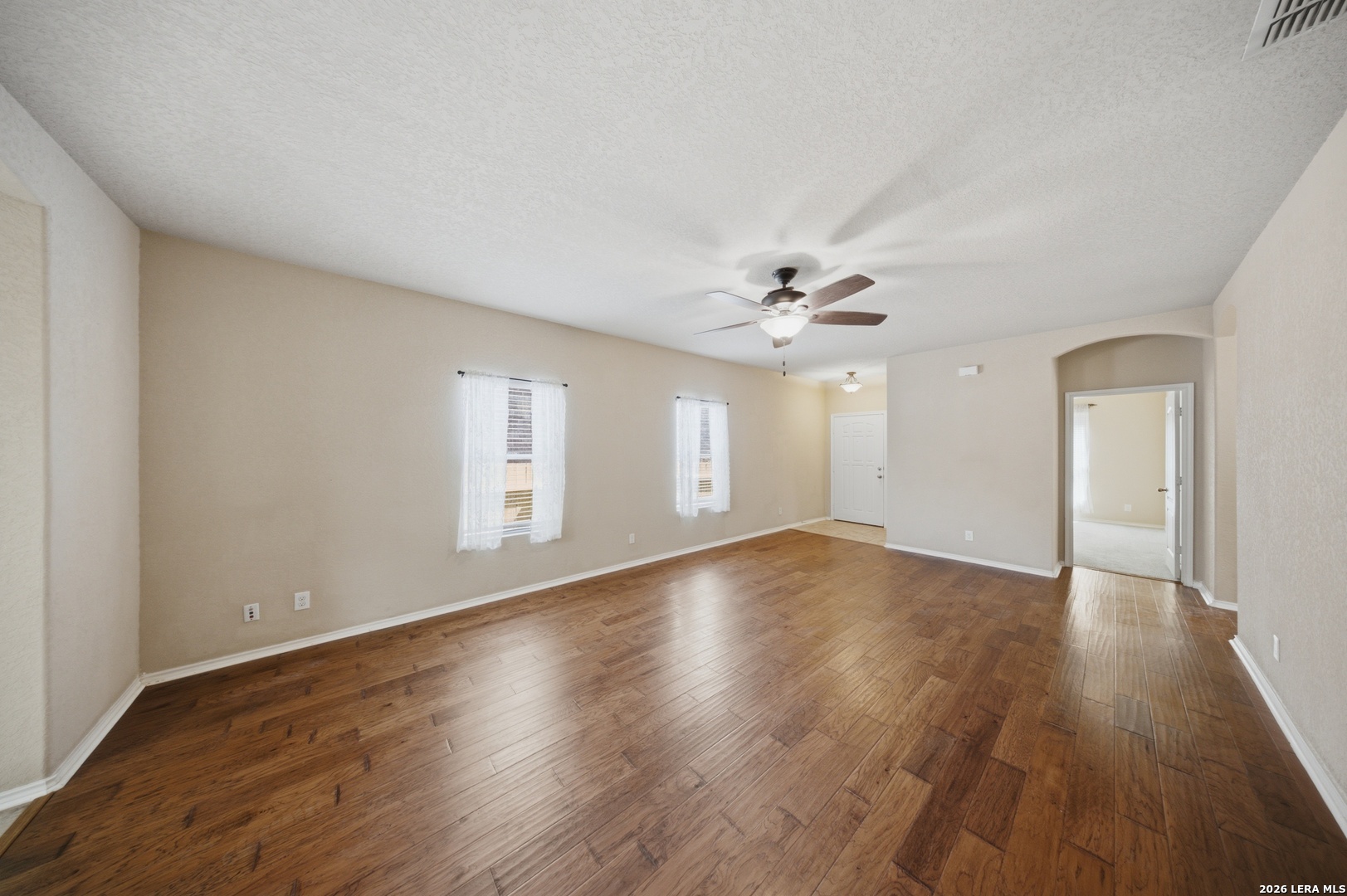 11235 Clusius Field Helotes TX 78023