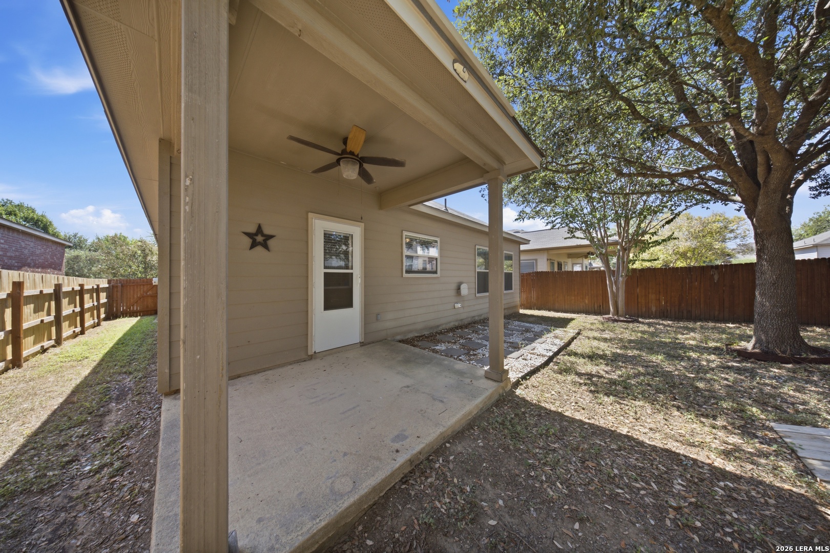 11235 Clusius Field Helotes TX 78023