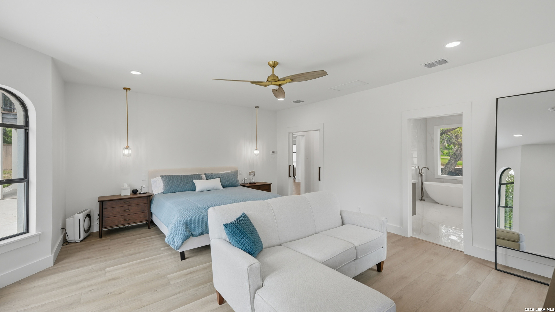 8711 Deer Leap Boerne TX 78015