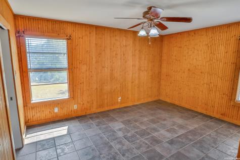 1204 Lakeside Drive W Canyon Lake TX 78133