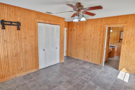 1204 Lakeside Drive W Canyon Lake TX 78133