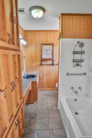1204 Lakeside Drive W Canyon Lake TX 78133