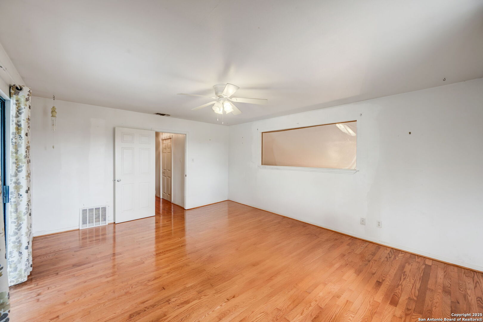 106 Hickory Circle Floresville TX 78114