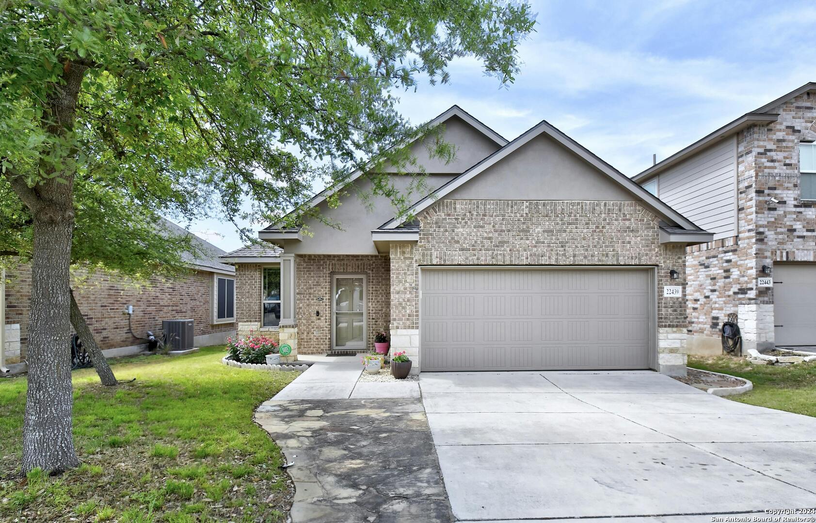 22439 Akin Fawn San Antonio TX 78261