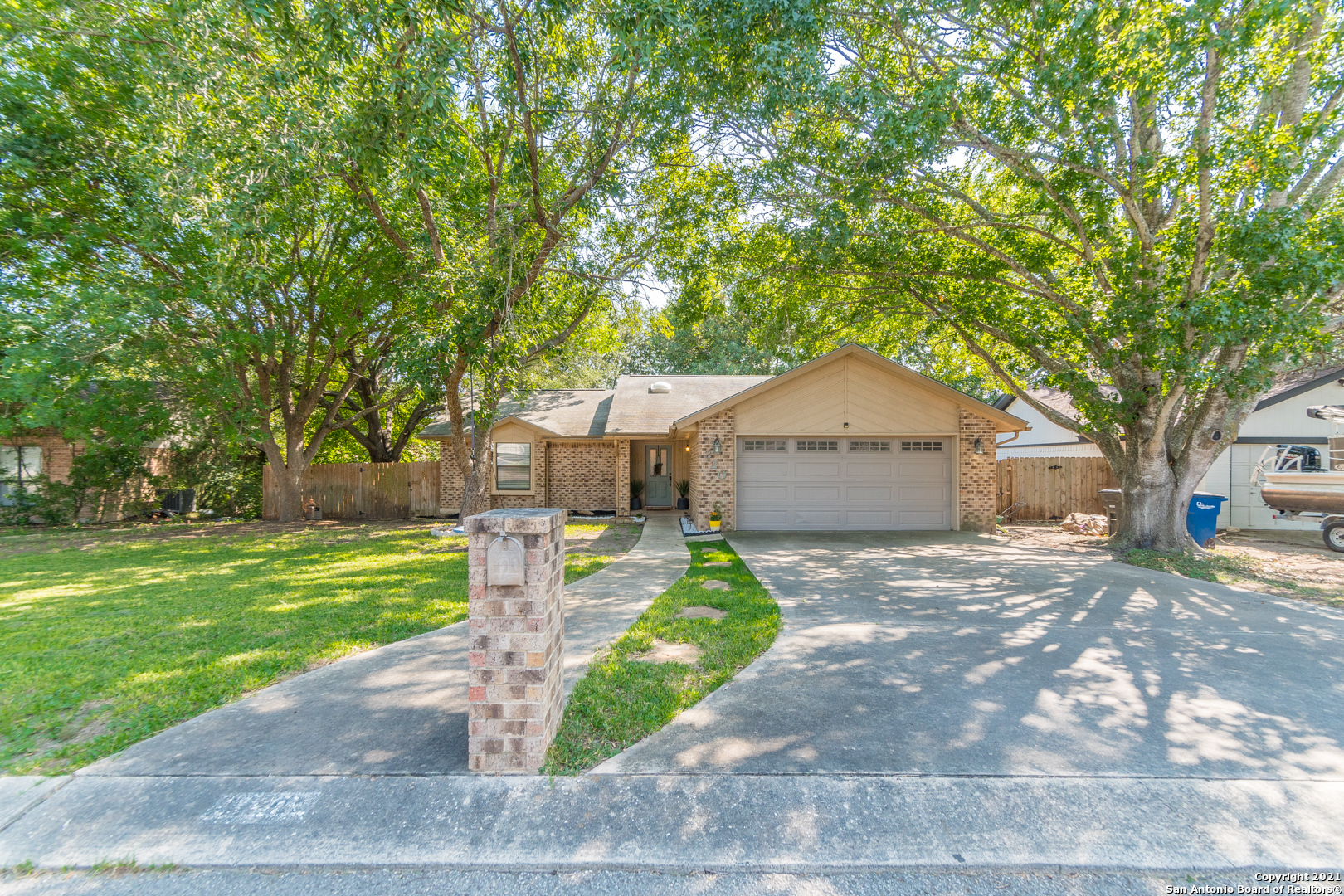 320 Cardinal Drive New Braunfels TX 78130