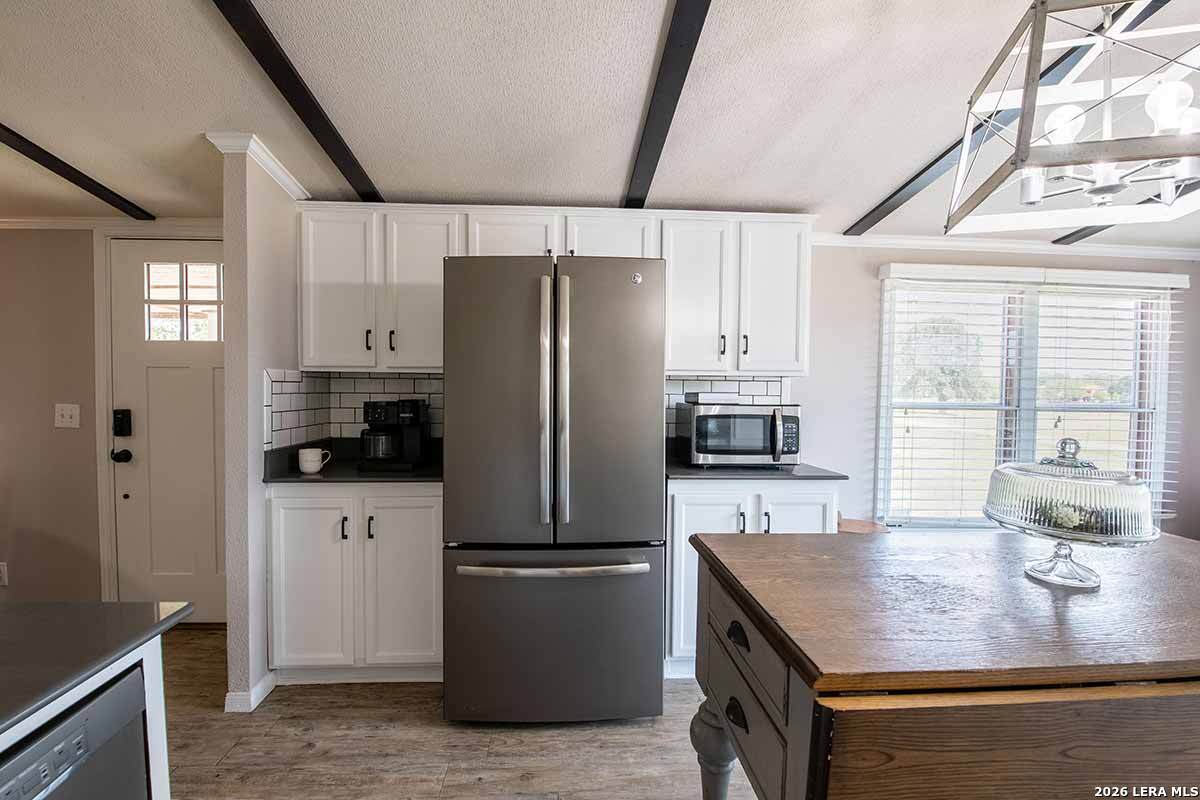 4005 County Road 307 La Vernia TX 78121
