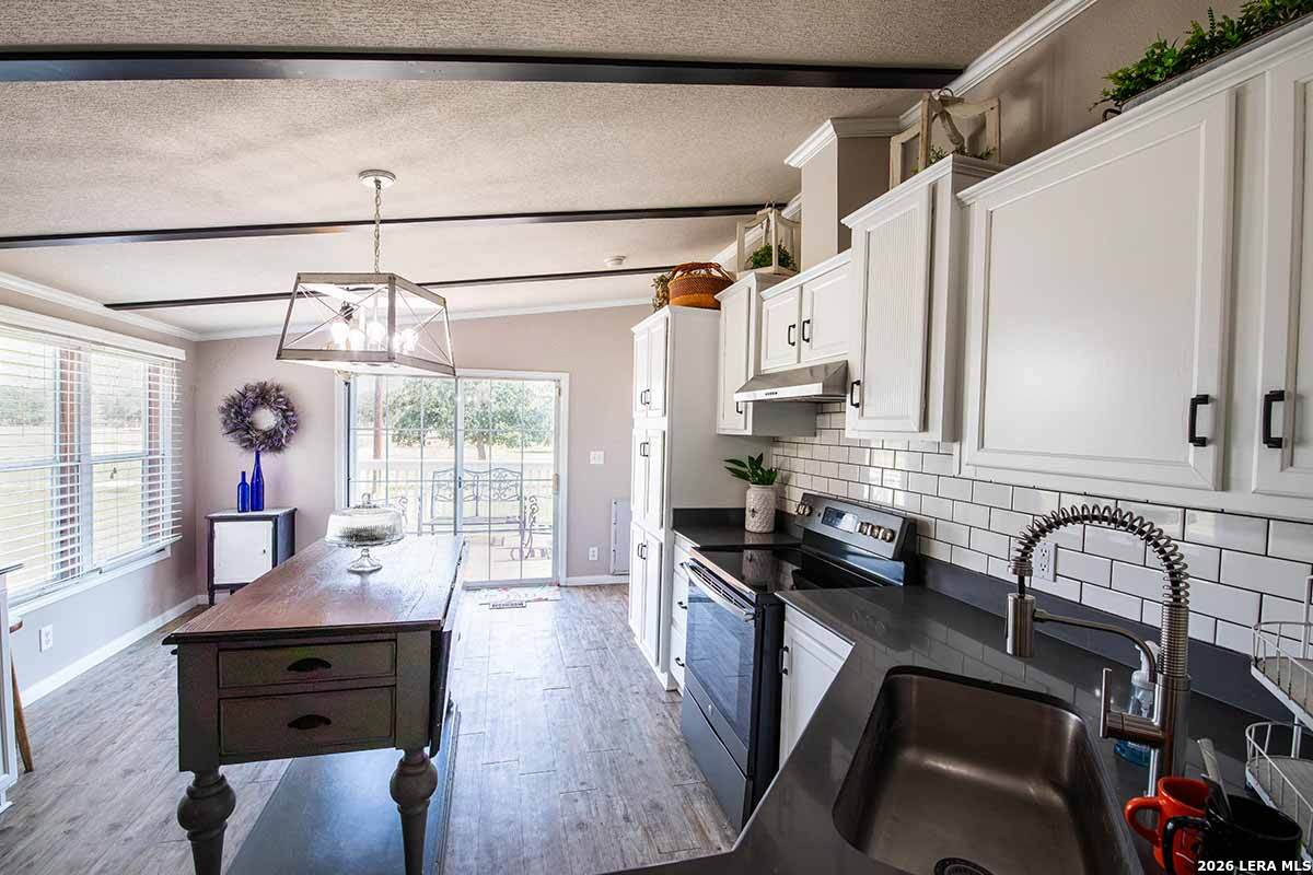 4005 County Road 307 La Vernia TX 78121