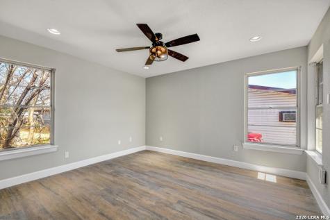 411 Millwood Lane San Antonio TX 78216