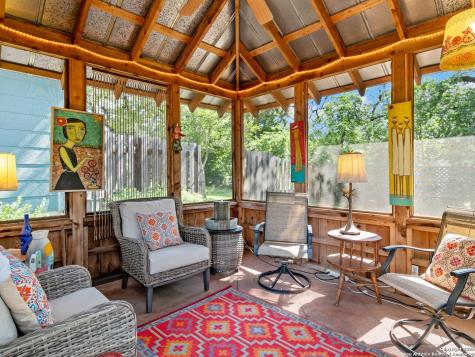 131 Bess Street Boerne TX 78006