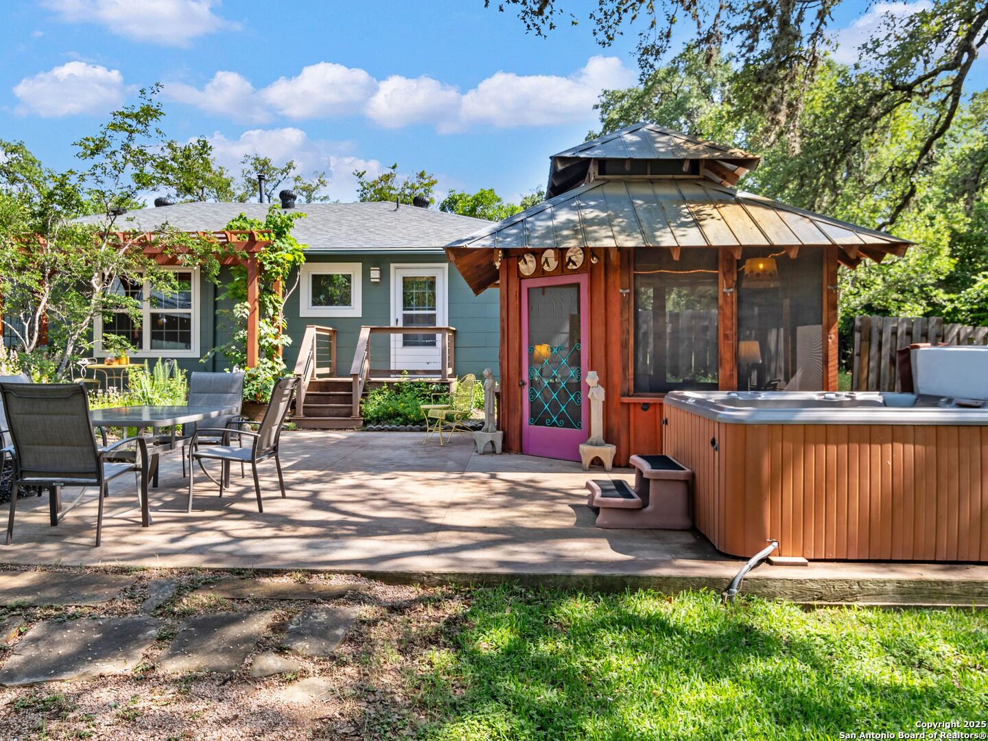 131 Bess Street Boerne TX 78006