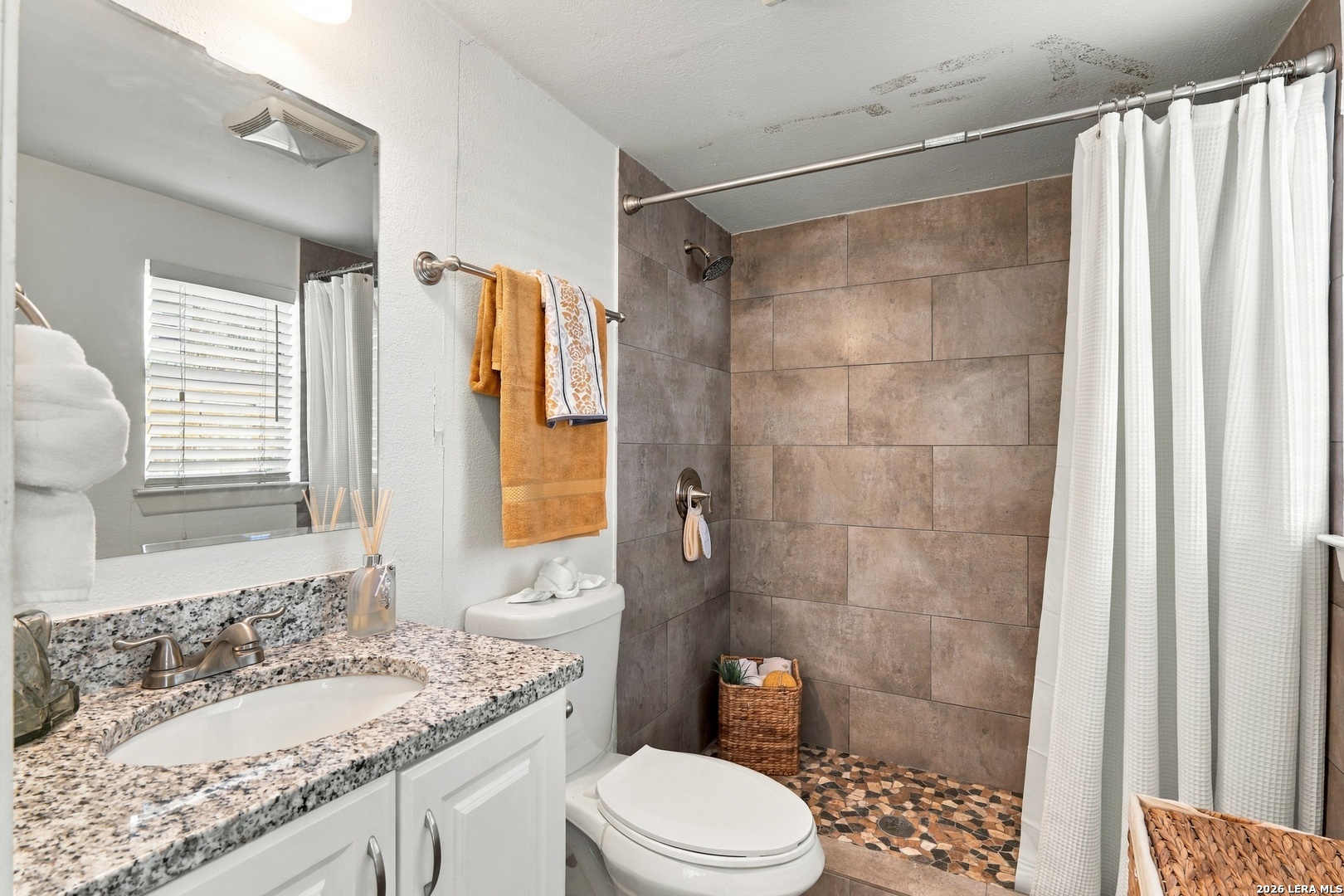 515 W Norwood Court San Antonio TX 78212