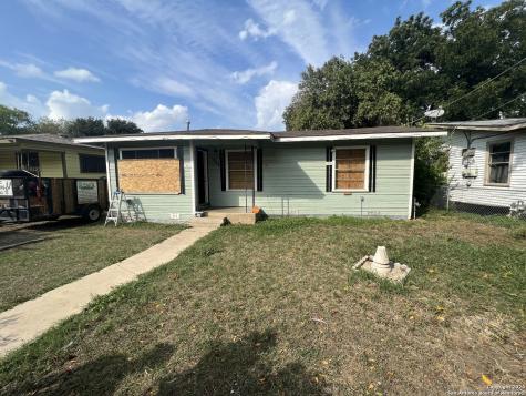 435 Lincolnshire Drive San Antonio TX 78220