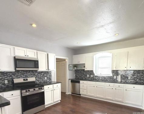 1214 W Winnipeg San Antonio TX 78225