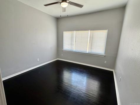1214 W Winnipeg San Antonio TX 78225