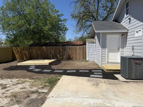 1214 W Winnipeg San Antonio TX 78225