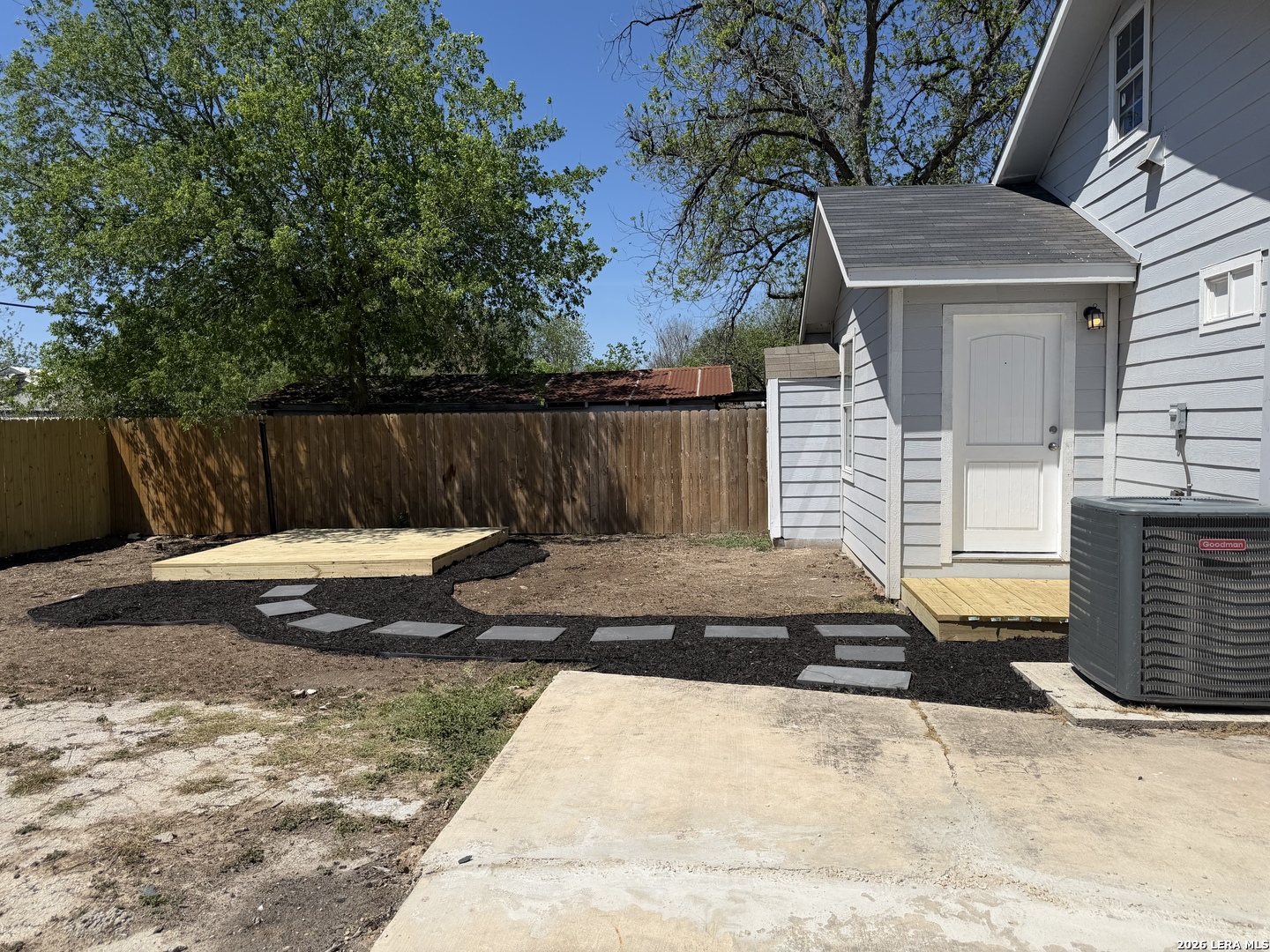 1214 W Winnipeg San Antonio TX 78225