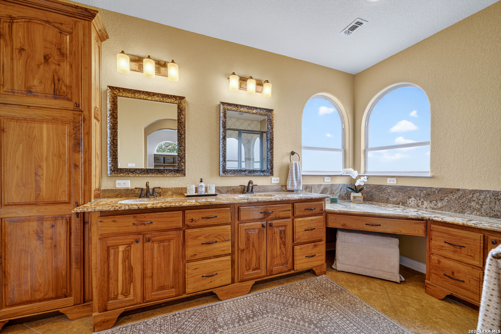 165 Pr 8250 Kenedy TX 78151