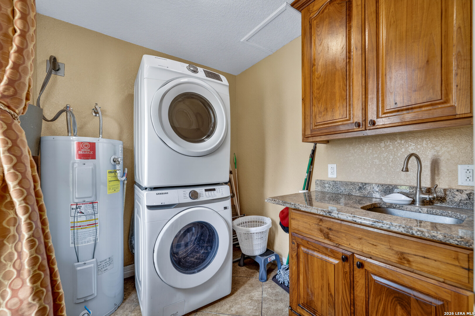 165 Pr 8250 Kenedy TX 78151