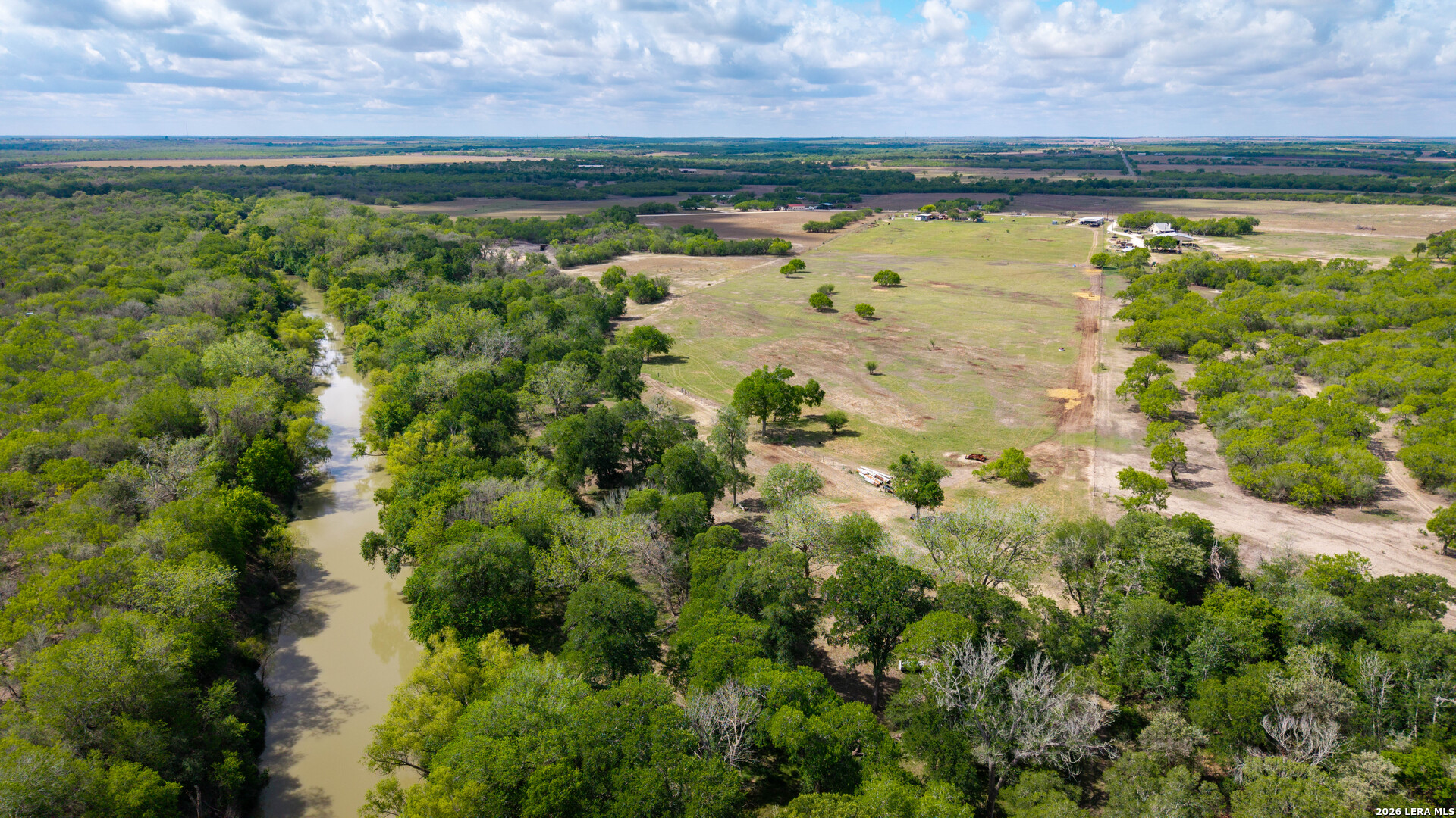 165 Pr 8250 Kenedy TX 78151