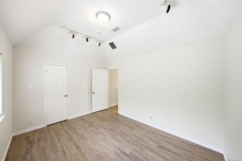 9839 Ramblin River Road San Antonio TX 78251