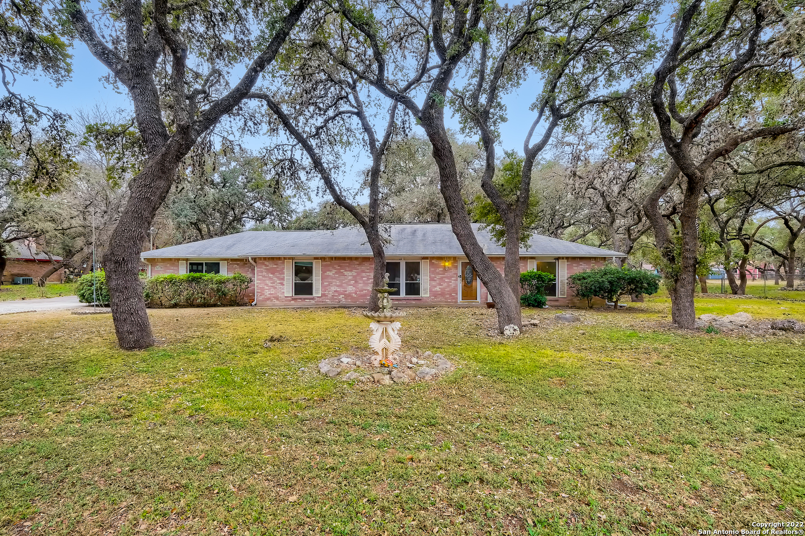 9501 Geronimo Oaks Street San Antonio TX 78254