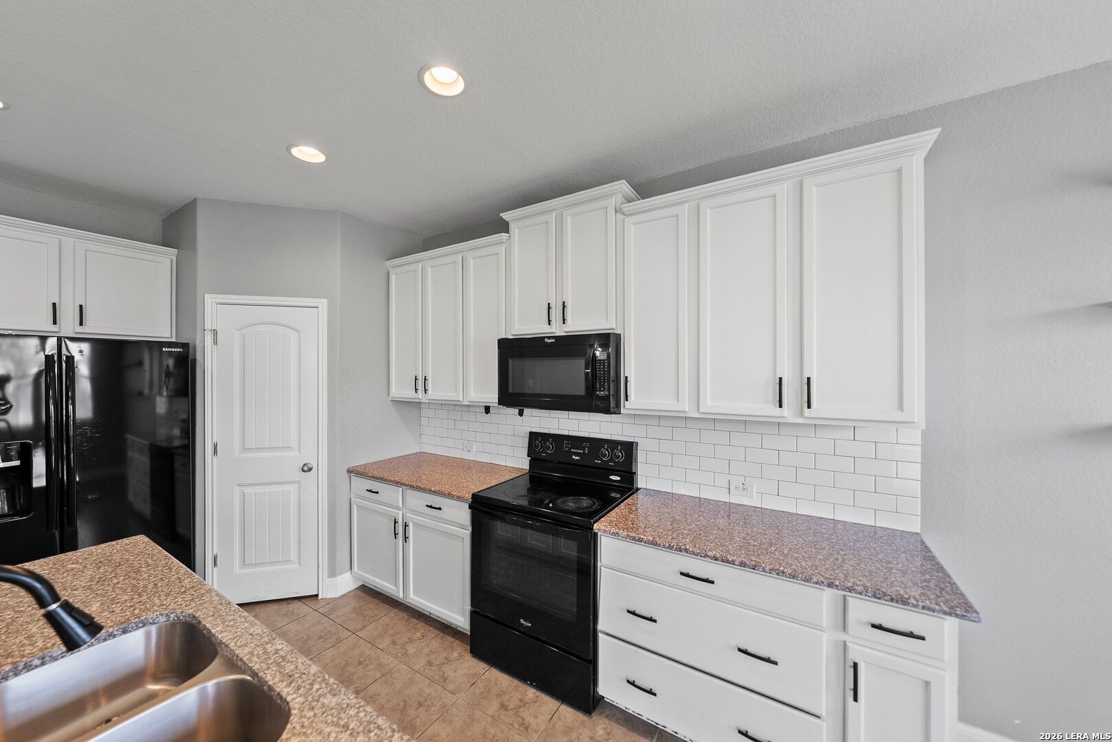 2522 Middleground San Antonio TX 78245