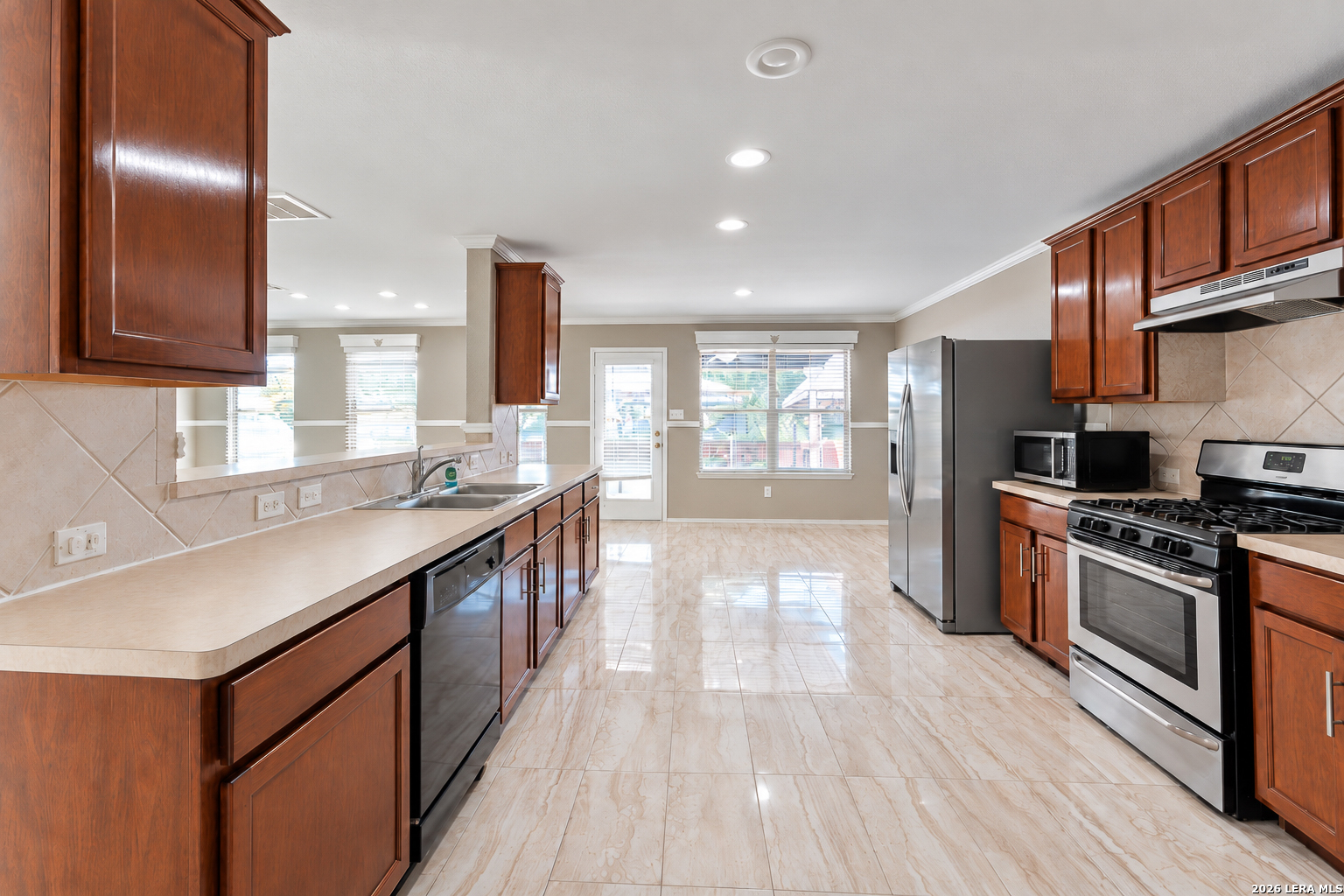 3019 Candleside Drive San Antonio TX 78244