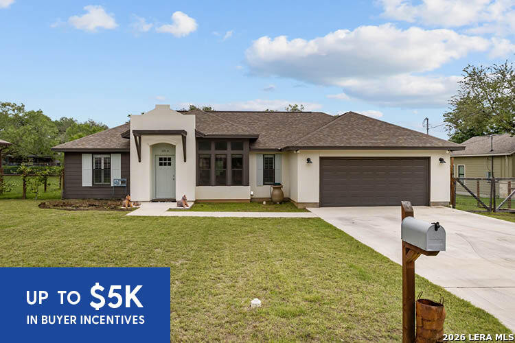 1214 Libold Devine TX 78016