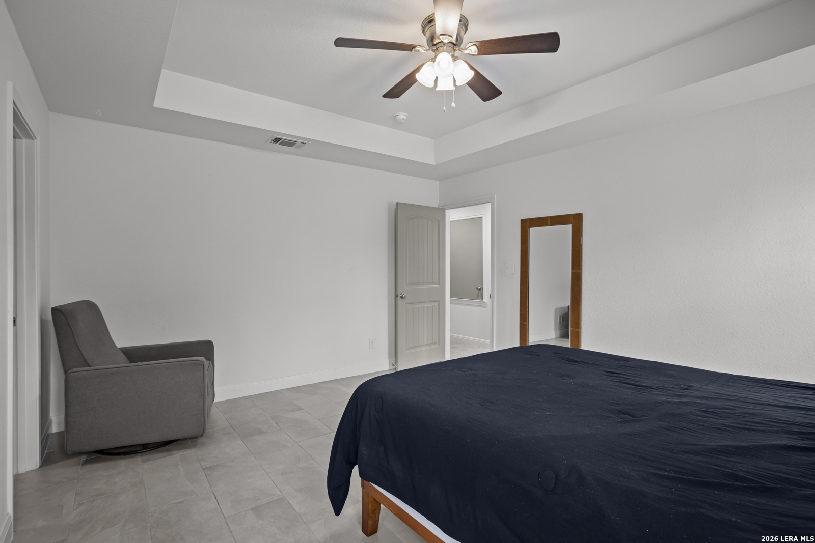 1214 Libold Devine TX 78016