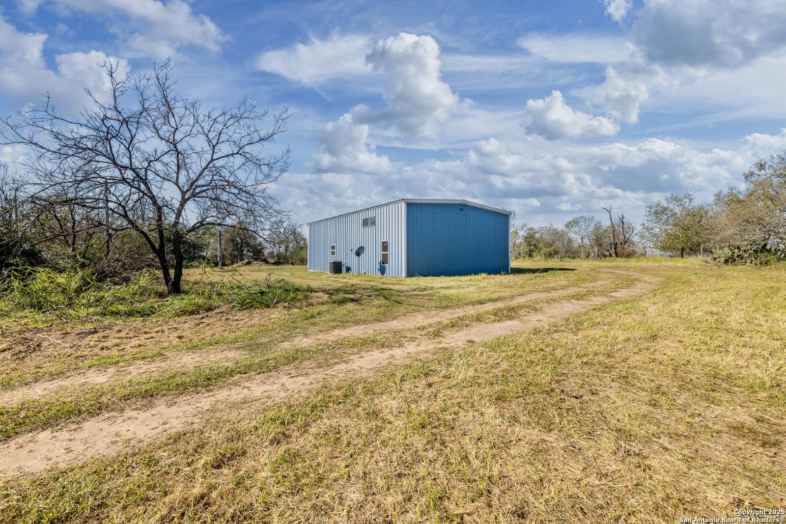 304 E 9th Nordheim TX 78141