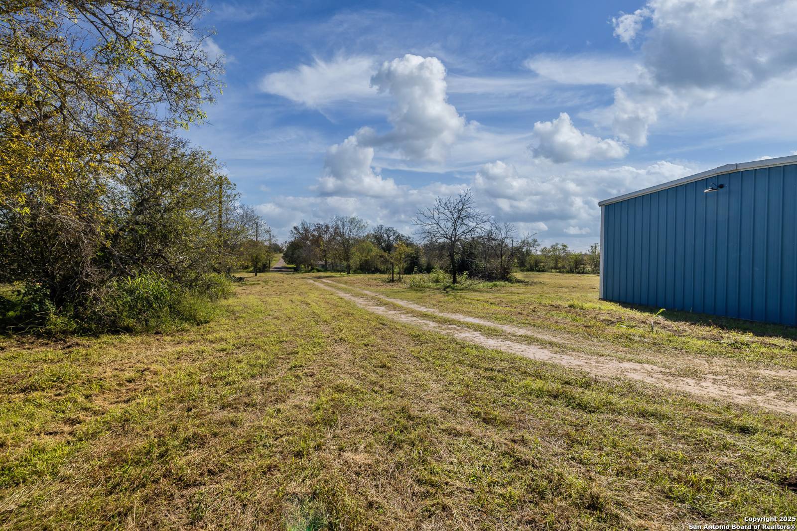 304 E 9th Nordheim TX 78141