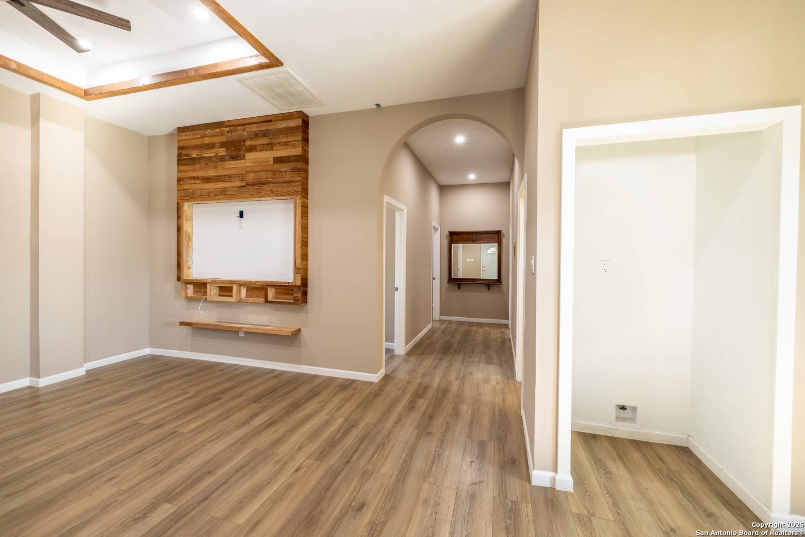 304 E 9th Nordheim TX 78141