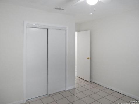 13610 Earlywood San Antonio TX 78233