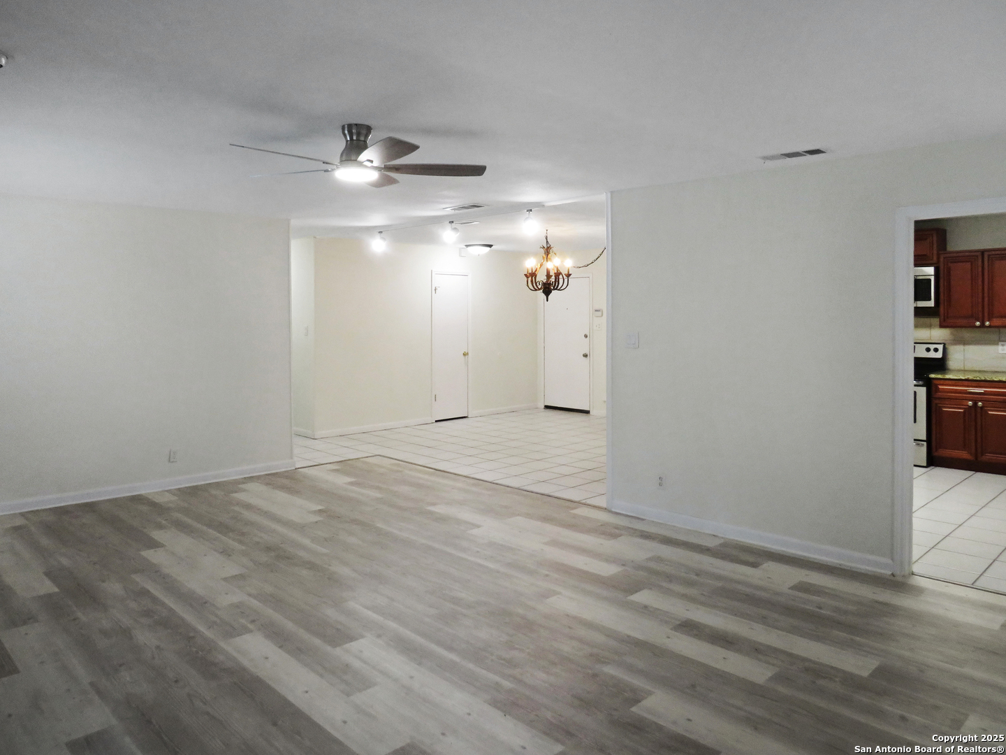 13610 Earlywood San Antonio TX 78233