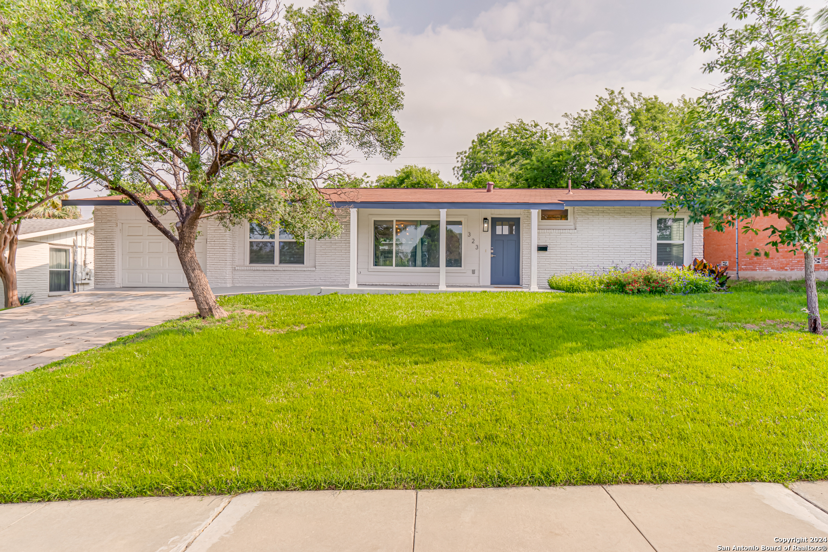 323 Senova Drive San Antonio TX 78216