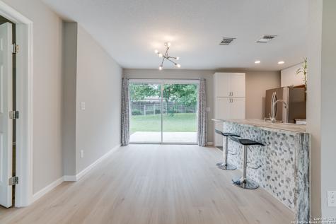323 Senova Drive San Antonio TX 78216