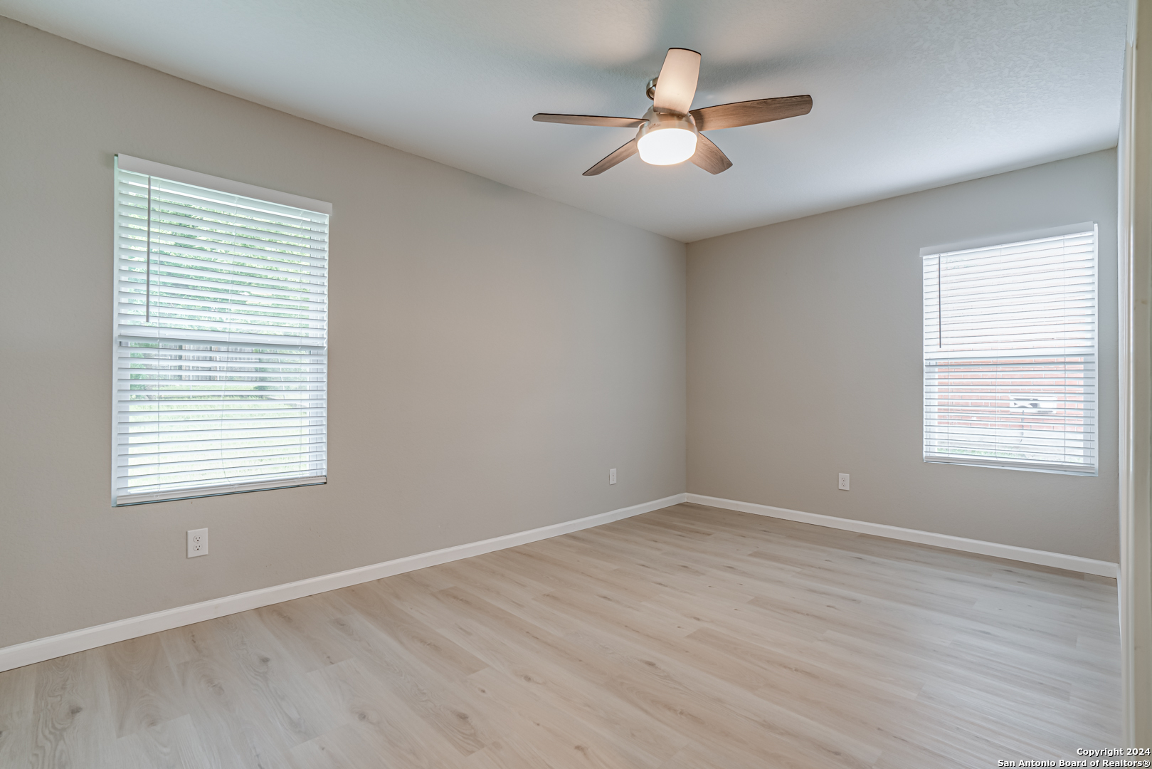 323 Senova Drive San Antonio TX 78216