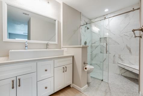 323 Senova Drive San Antonio TX 78216