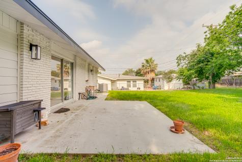 323 Senova Drive San Antonio TX 78216
