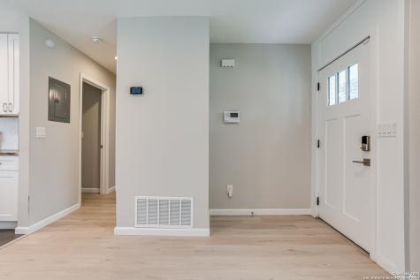 323 Senova Drive San Antonio TX 78216