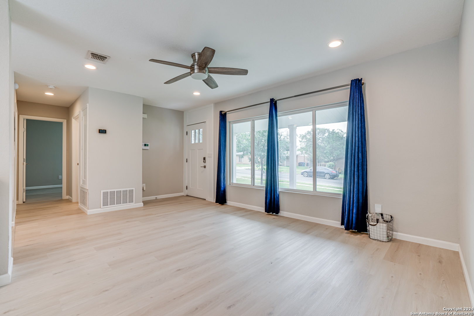 323 Senova Drive San Antonio TX 78216