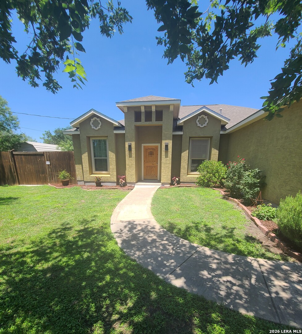 530 County Road 3822 San Antonio TX 78253