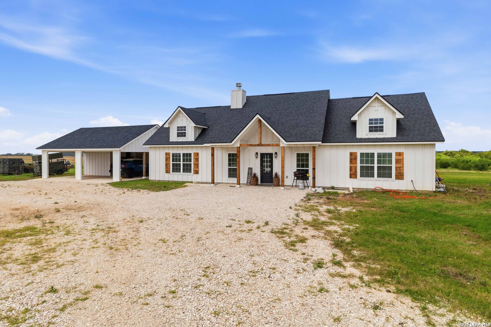 2194 S Ranch Road 187 Sabinal TX 78881