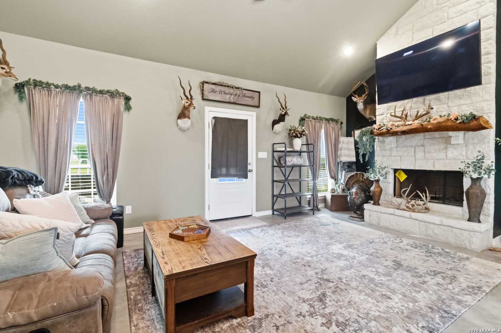 2194 S Ranch Road 187 Sabinal TX 78881