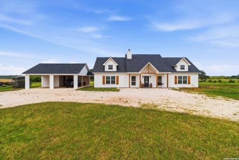 2194 S Ranch Road 187 Sabinal TX 78881