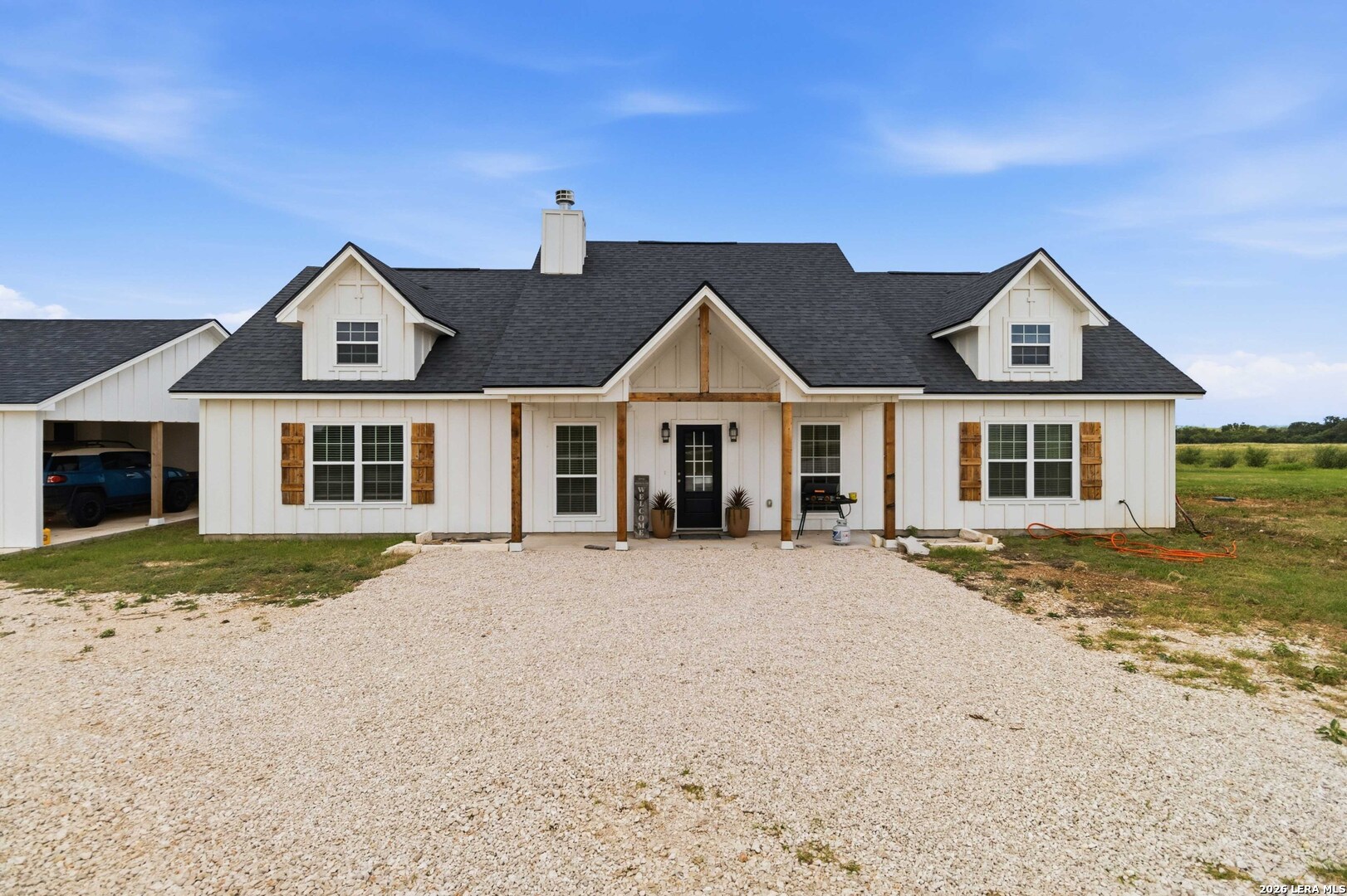 2194 S Ranch Road 187 Sabinal TX 78881
