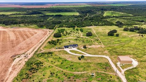 2194 S Ranch Road 187 Sabinal TX 78881