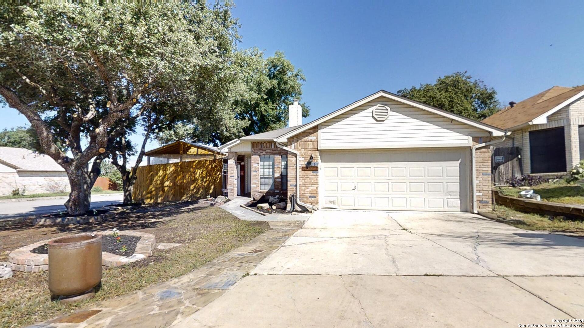 6411 Chimney Nest San Antonio TX 78233