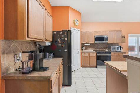 532 Rooster Schertz TX 78154